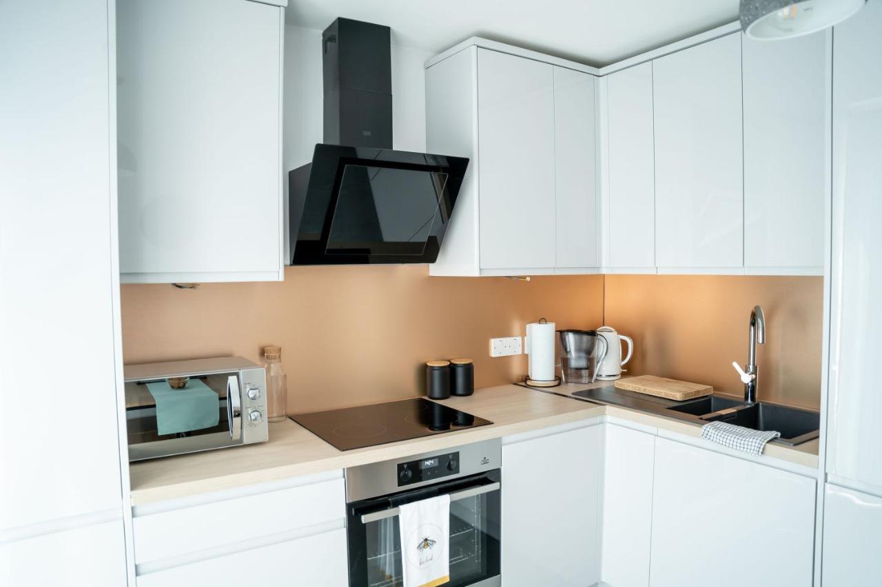 Luxurious Two Bedroom Apartment With Private Parking Perth Eksteriør bilde